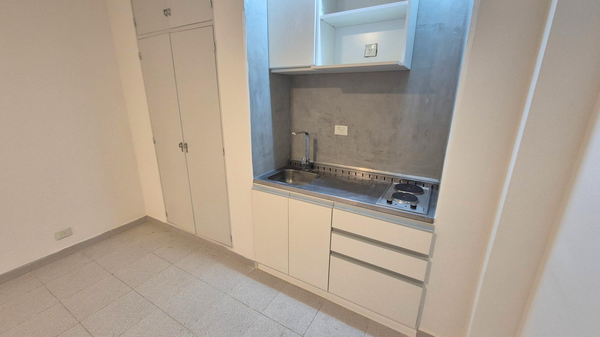 Oficina en Venta 50 años