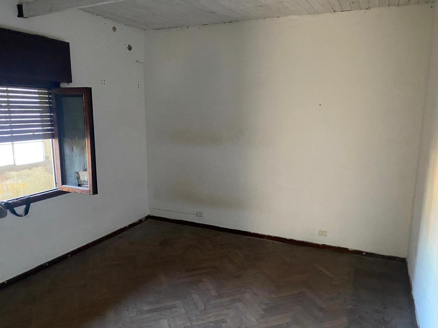 Depto Tipo Casa en Alquiler de 2 dormitorios