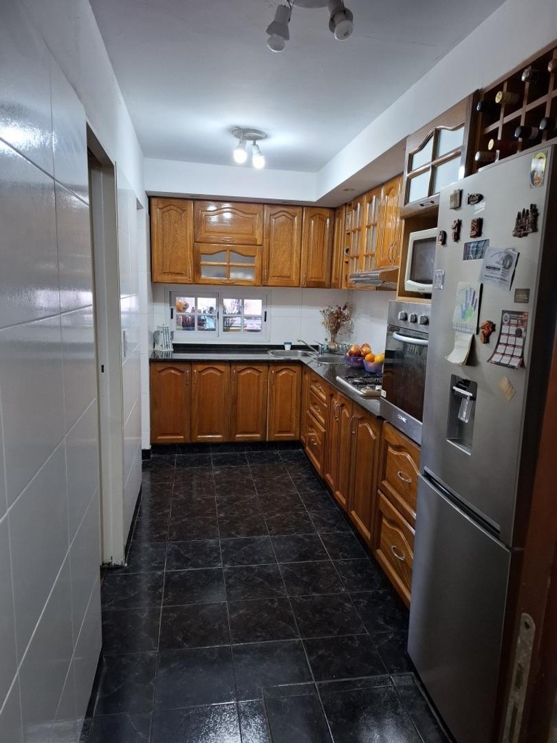 Casa 5 ambientes en Ituzaingo