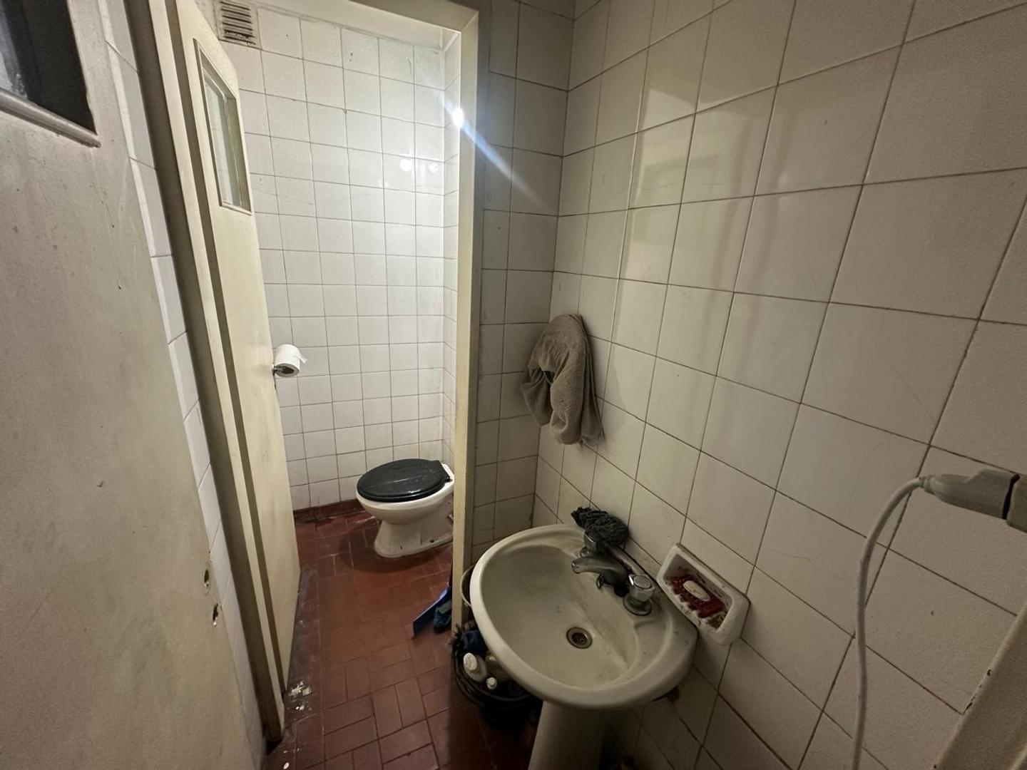 Local en alquier entre dos avenidas