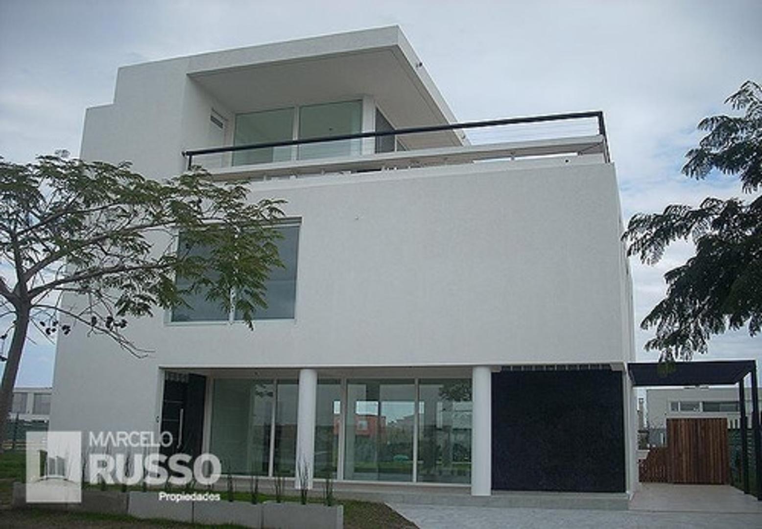 Casa 5 Ambientes A Estrenar