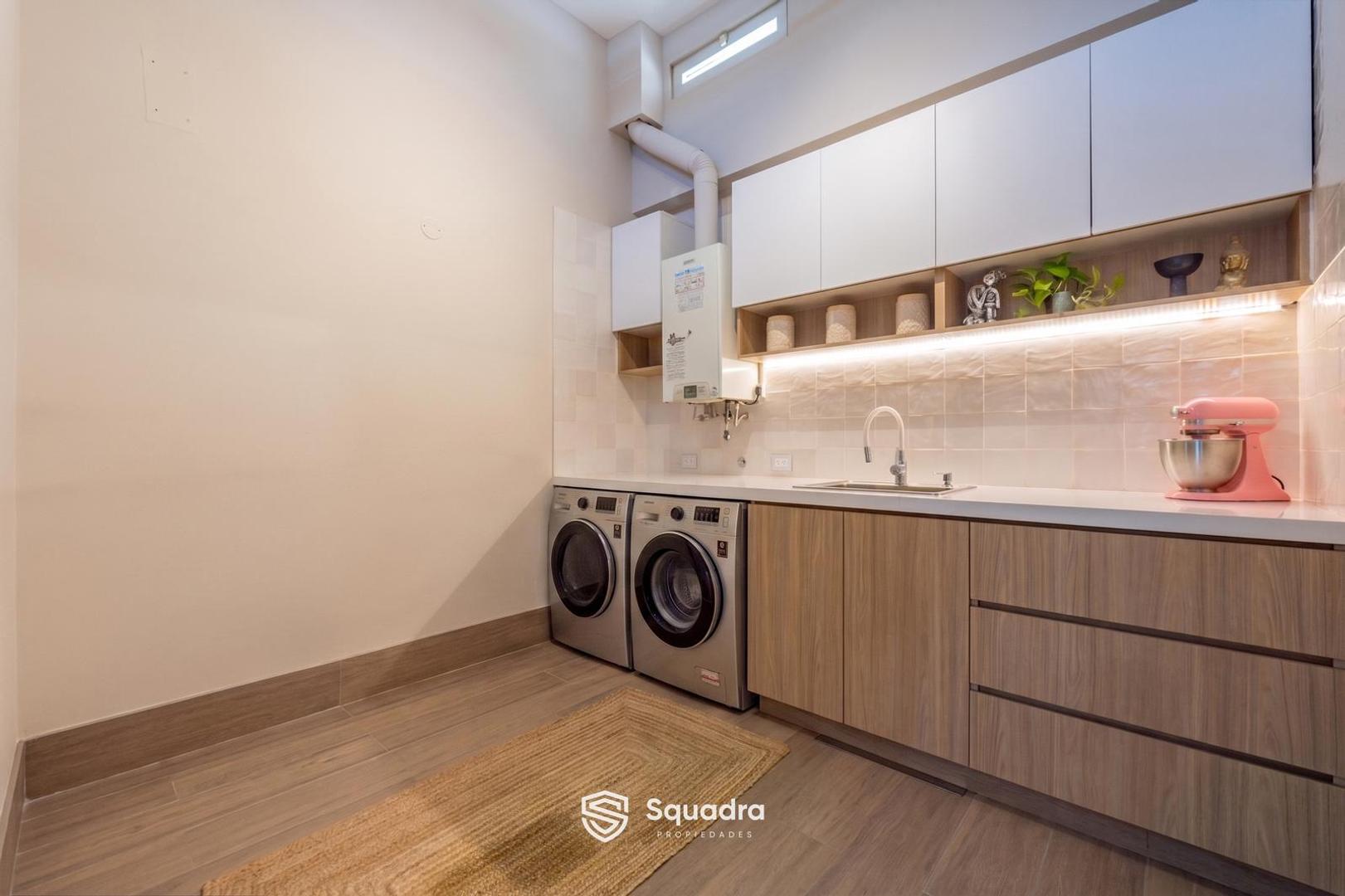 Casa 7 ambientes con 3 baños