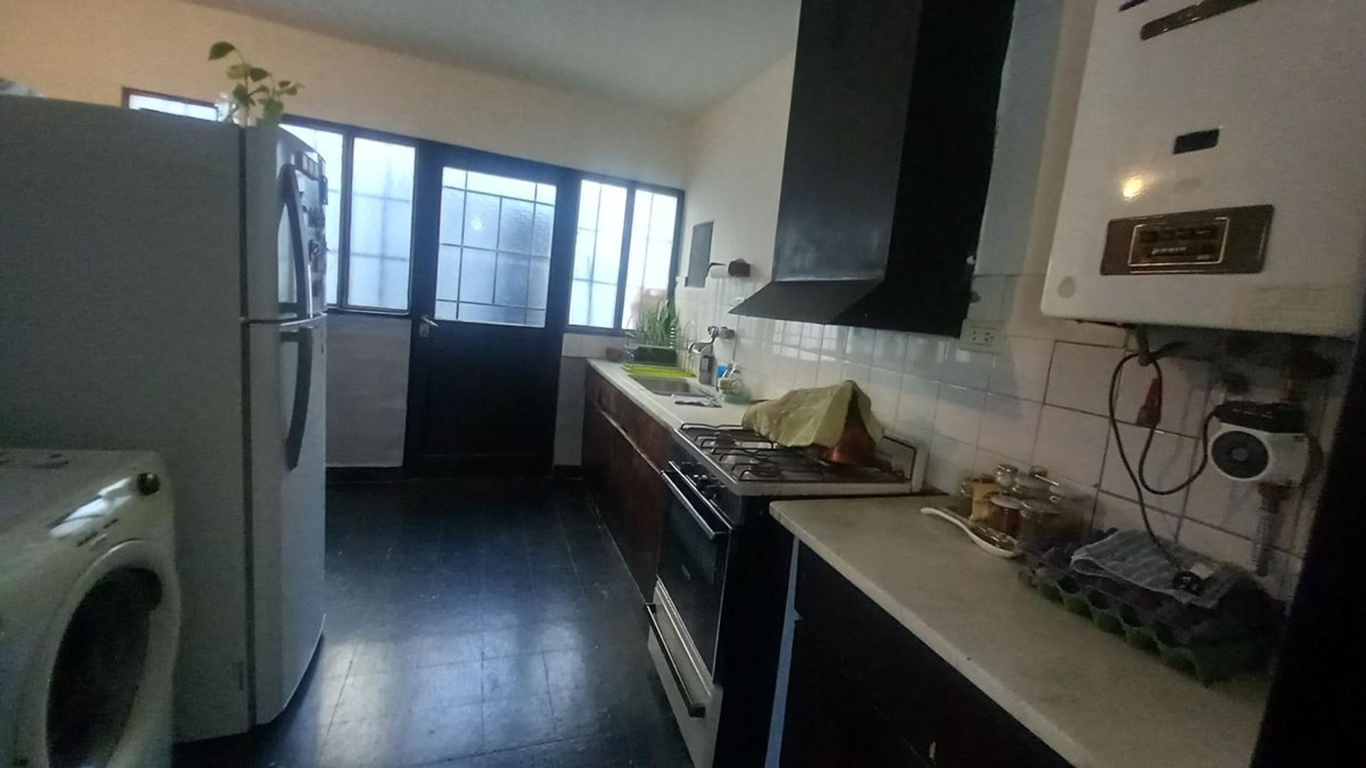 VENTA CASA 3 DORM, ZONA MUJER URBANA, CORDOBA