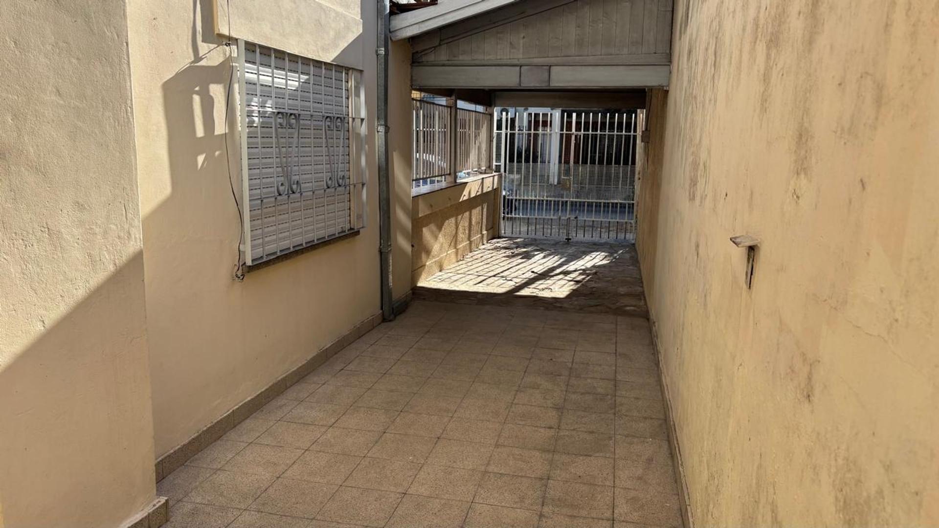 Casa en Venta en Ramos Mejia Sur, USD 63.000
