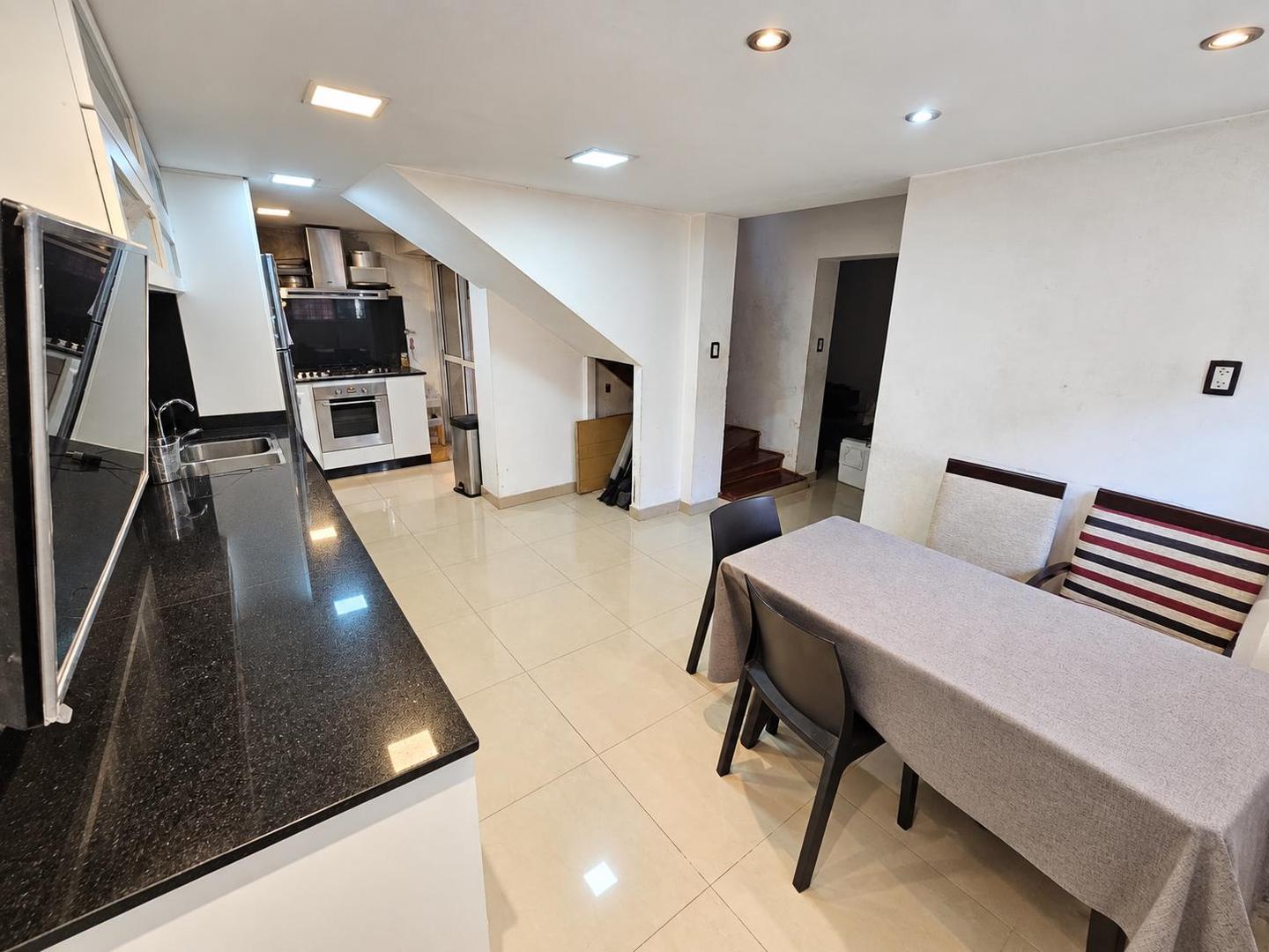 Casa en Venta en Flores, USD 250.000