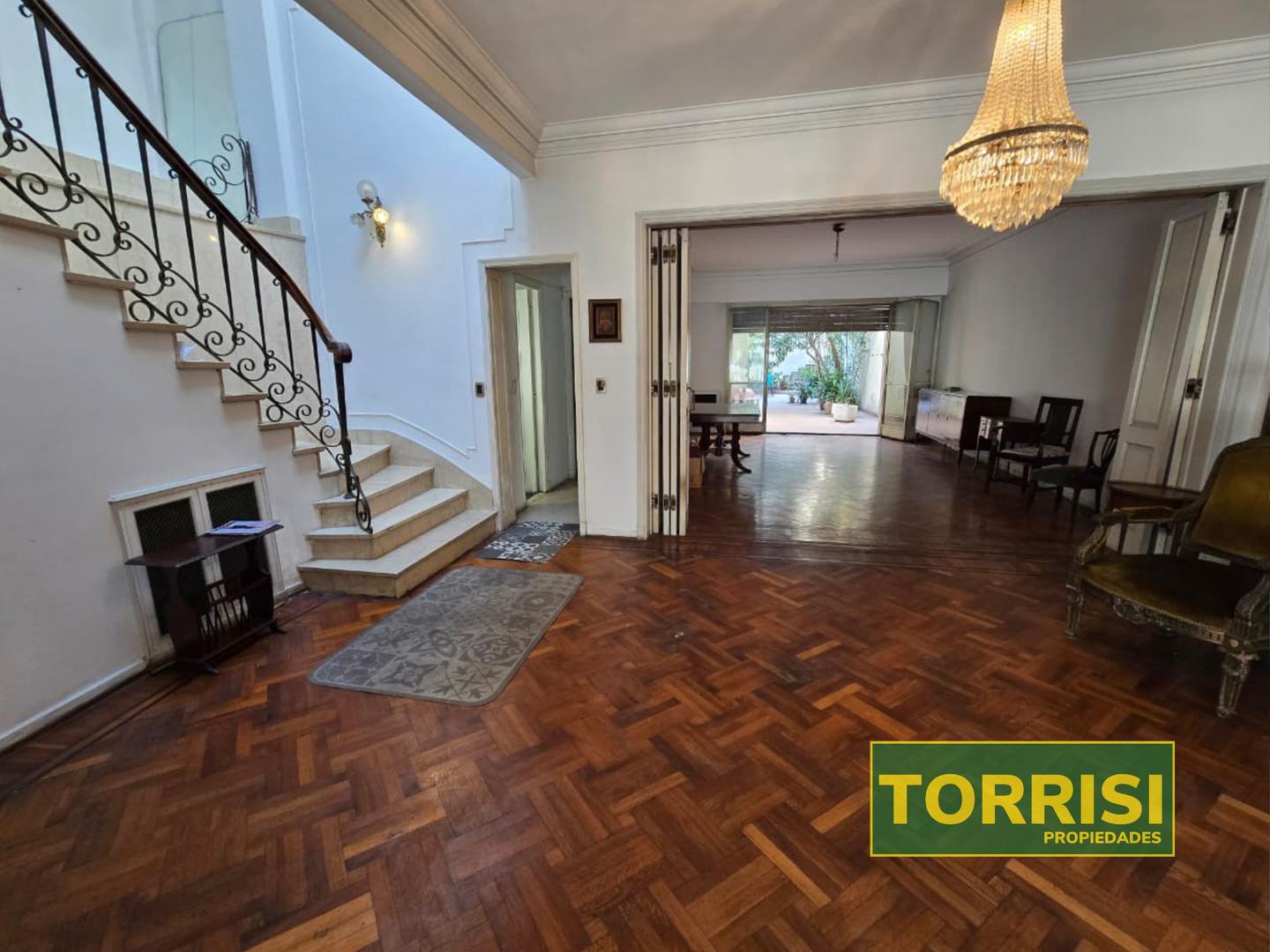 VENTA CASA 7 AMB 510M2 TERRAZA PATIO - YERBAL 1700 CABALLITO