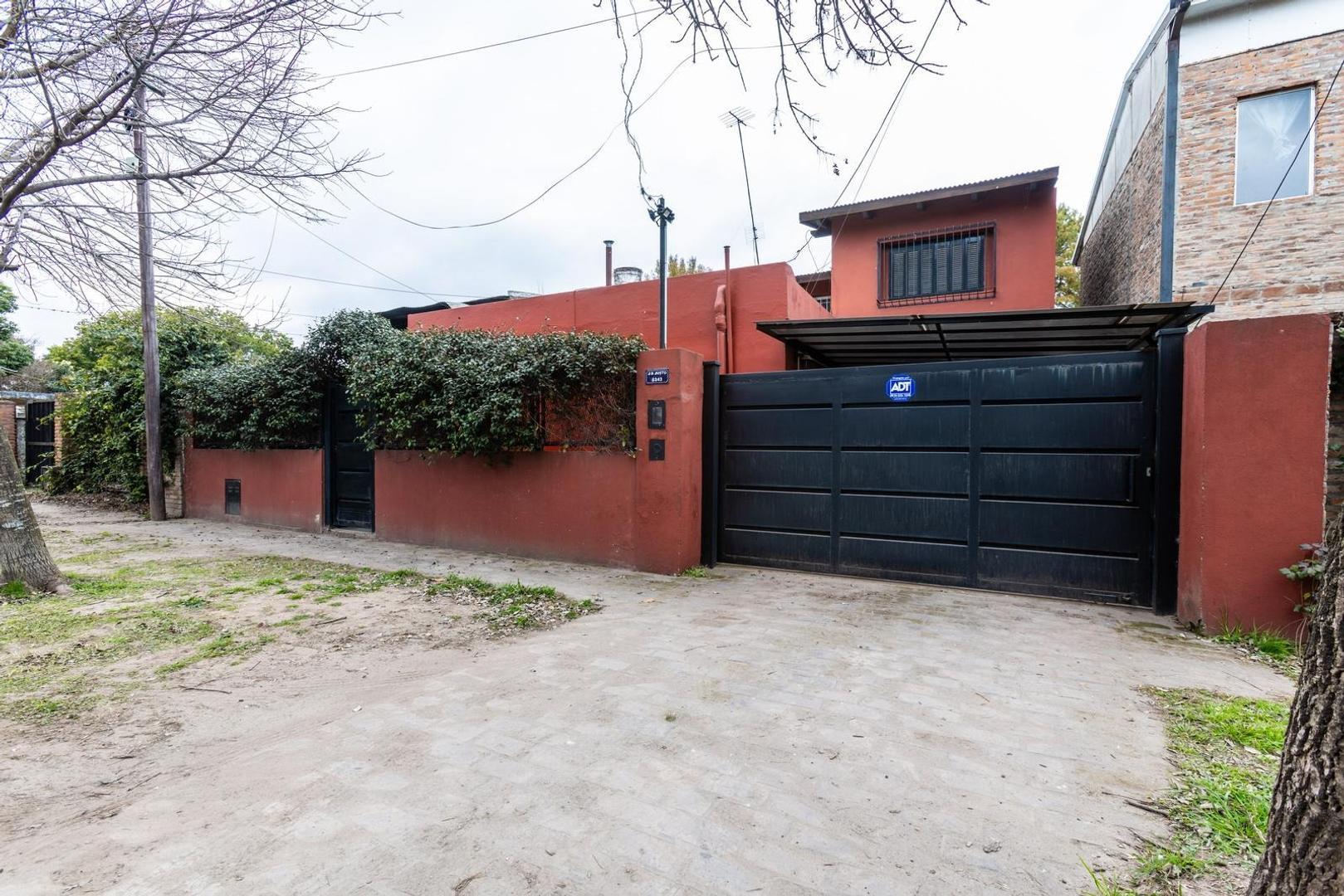 CASA 4 DORMITORIOS CON JARDÍN – FISHERTON