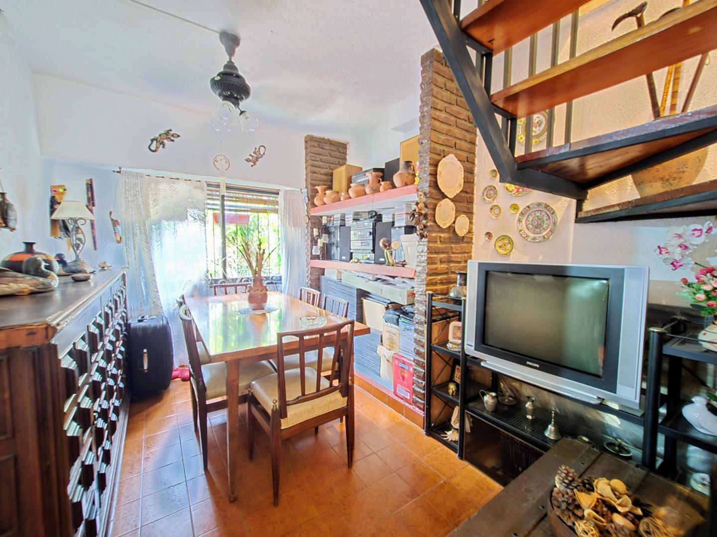 Casa en Venta con 1 cochera