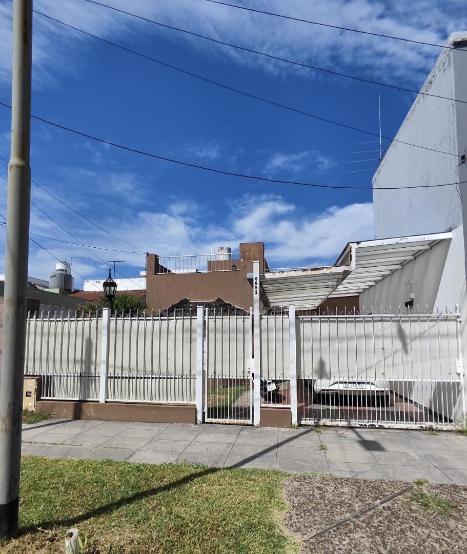 Hermosa casa en planta baja con mejoras