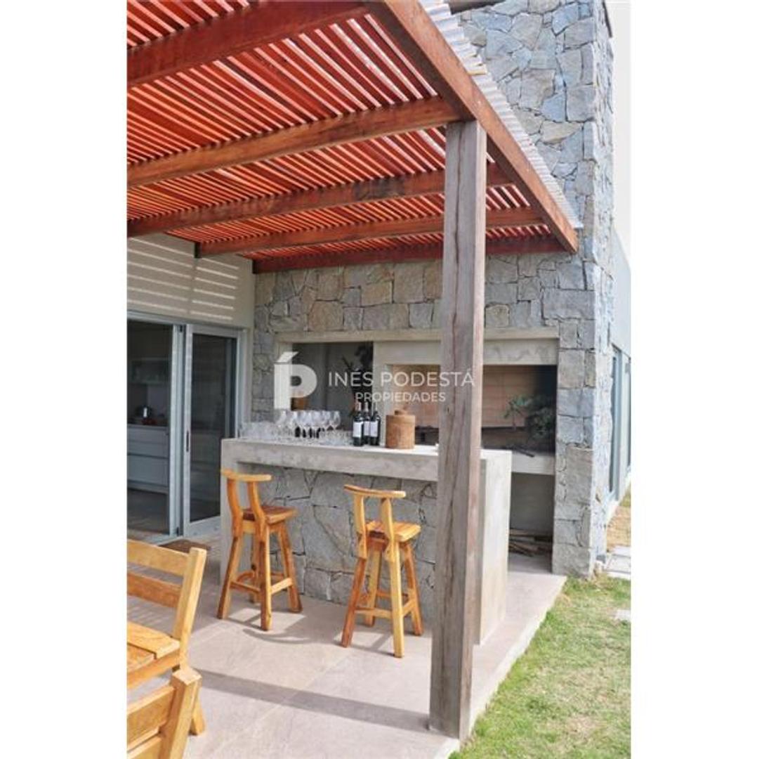 Casa en Alquiler en Punta del Este, USD 13.500