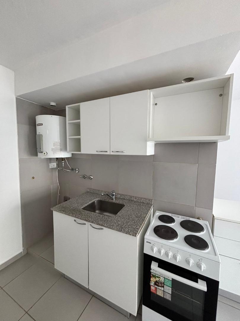 Entre Rios 400, Piso 2