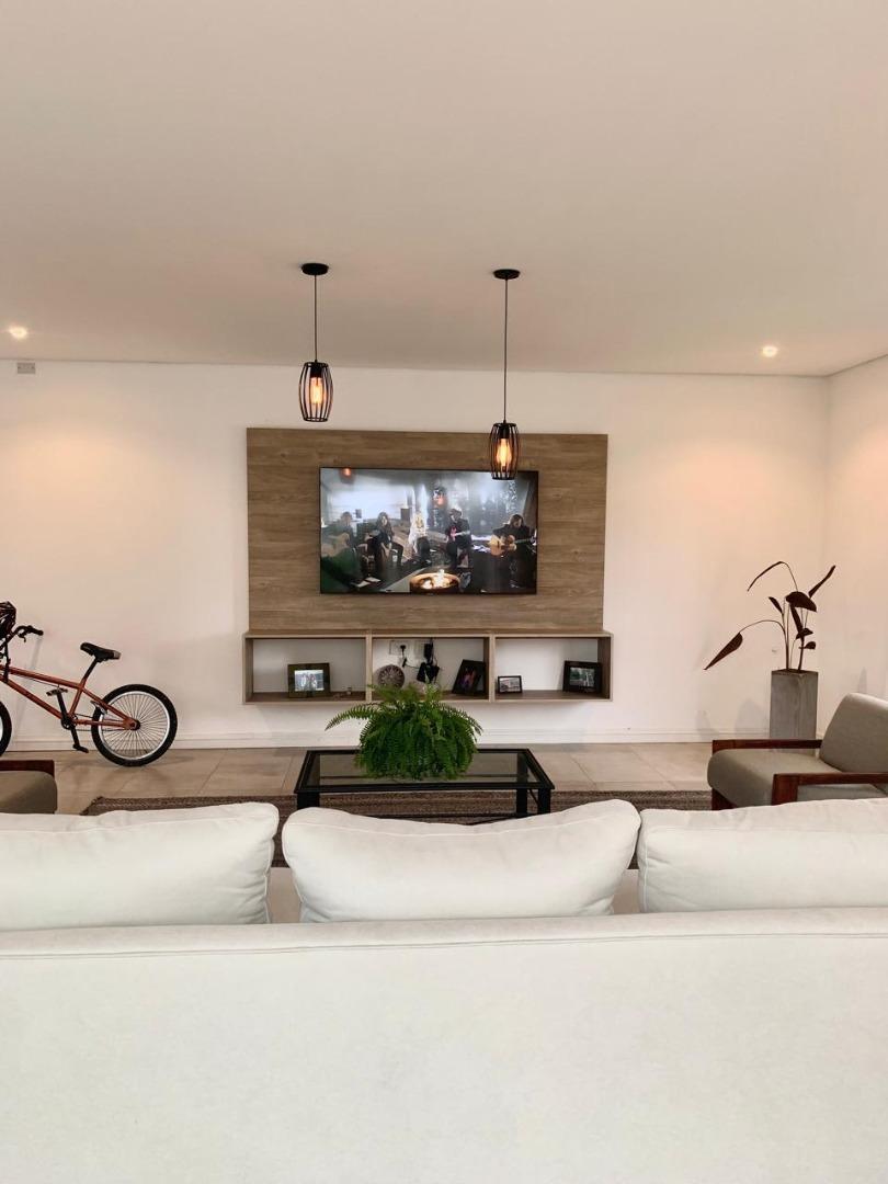 Casa en barrio cerrado