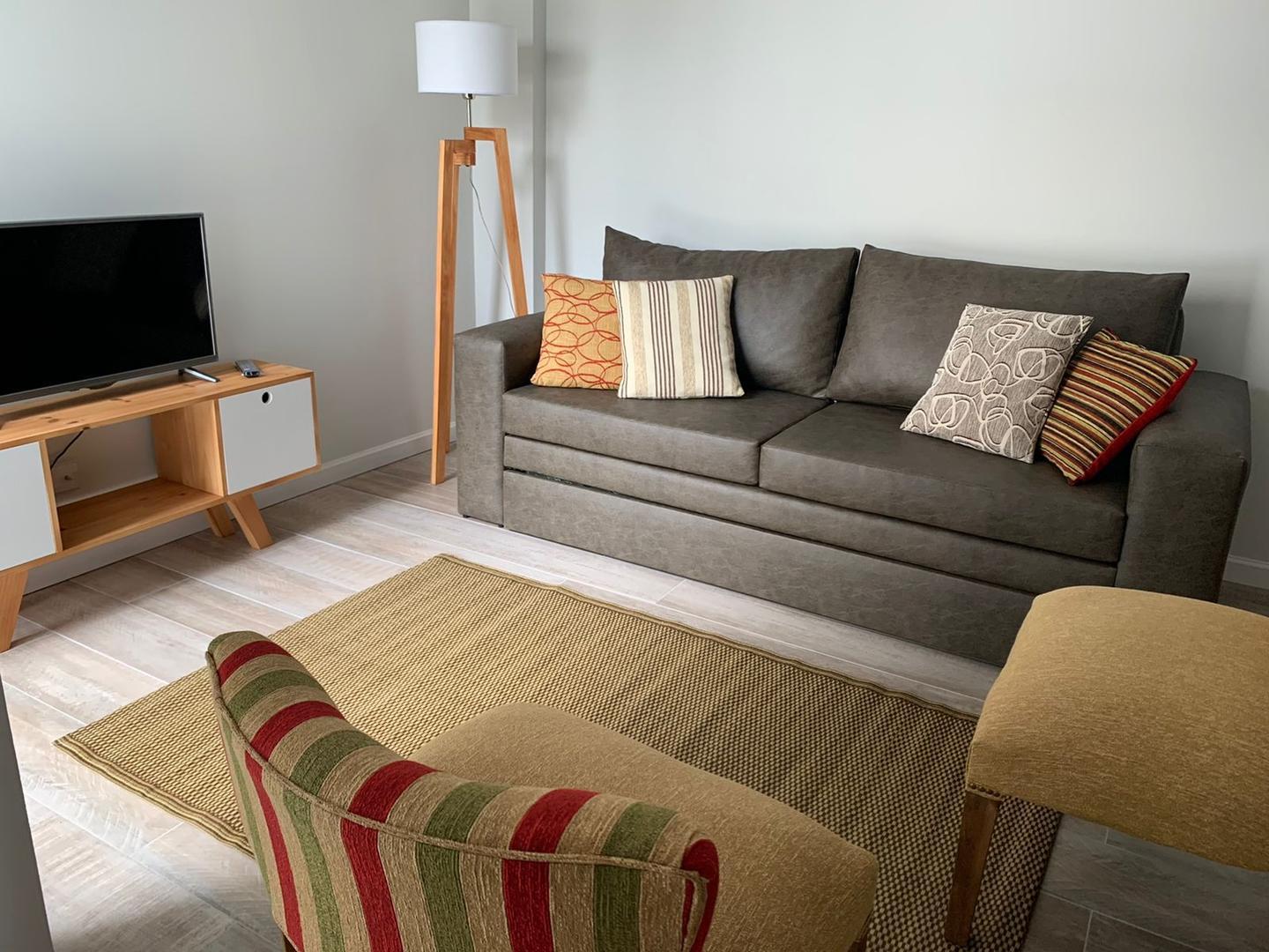 Jose Maria Moreno 500, Piso 4