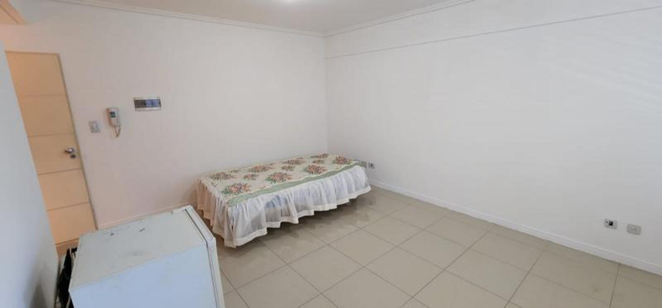 Departamento Monoambiente  en Venta en Ramos Mejia