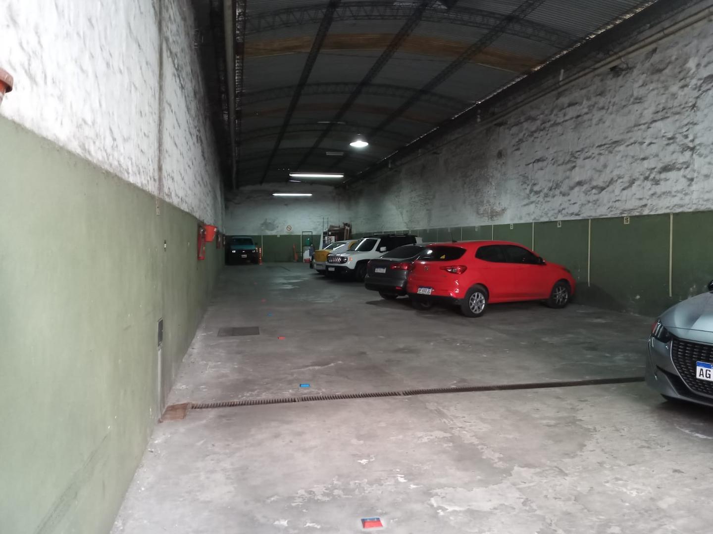 Galpon en Venta en Mataderos, USD 365.000