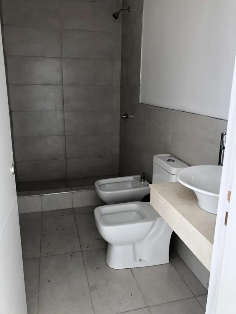 Av Del Puerto 433272000 200