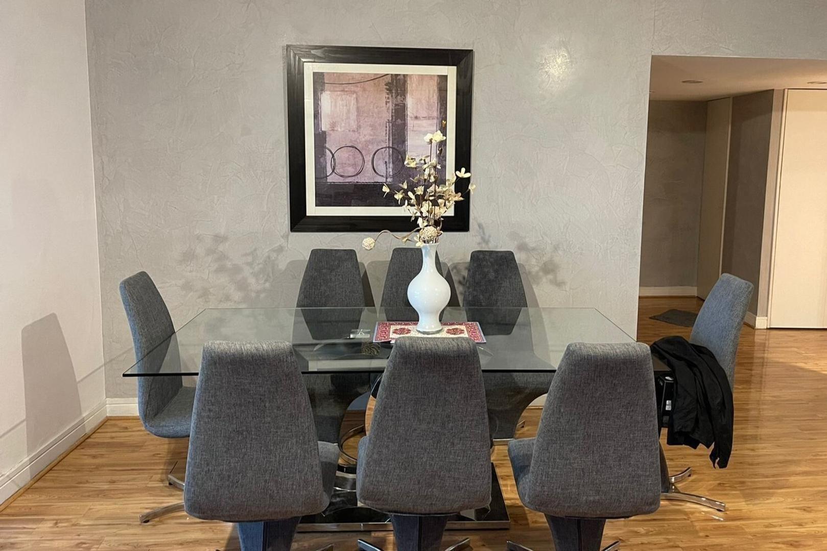 Departamento en Alquiler con 1 cocheras