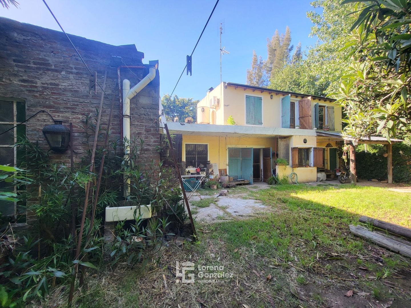 Casa en Venta con dos lotes