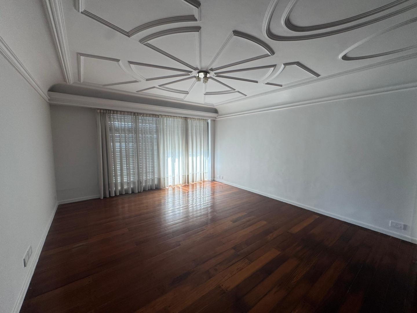 Departamento en Alquiler de 3 dormitorios