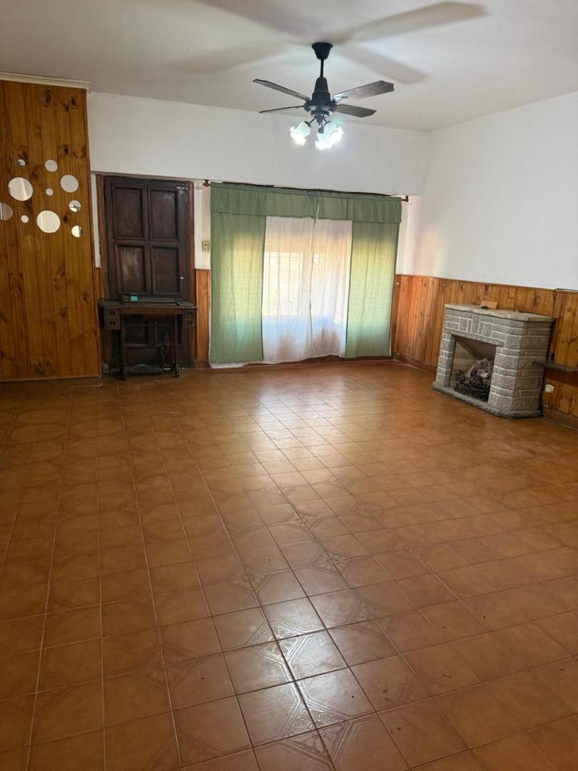 Casa en Venta en Lanus Oeste, USD 80.000