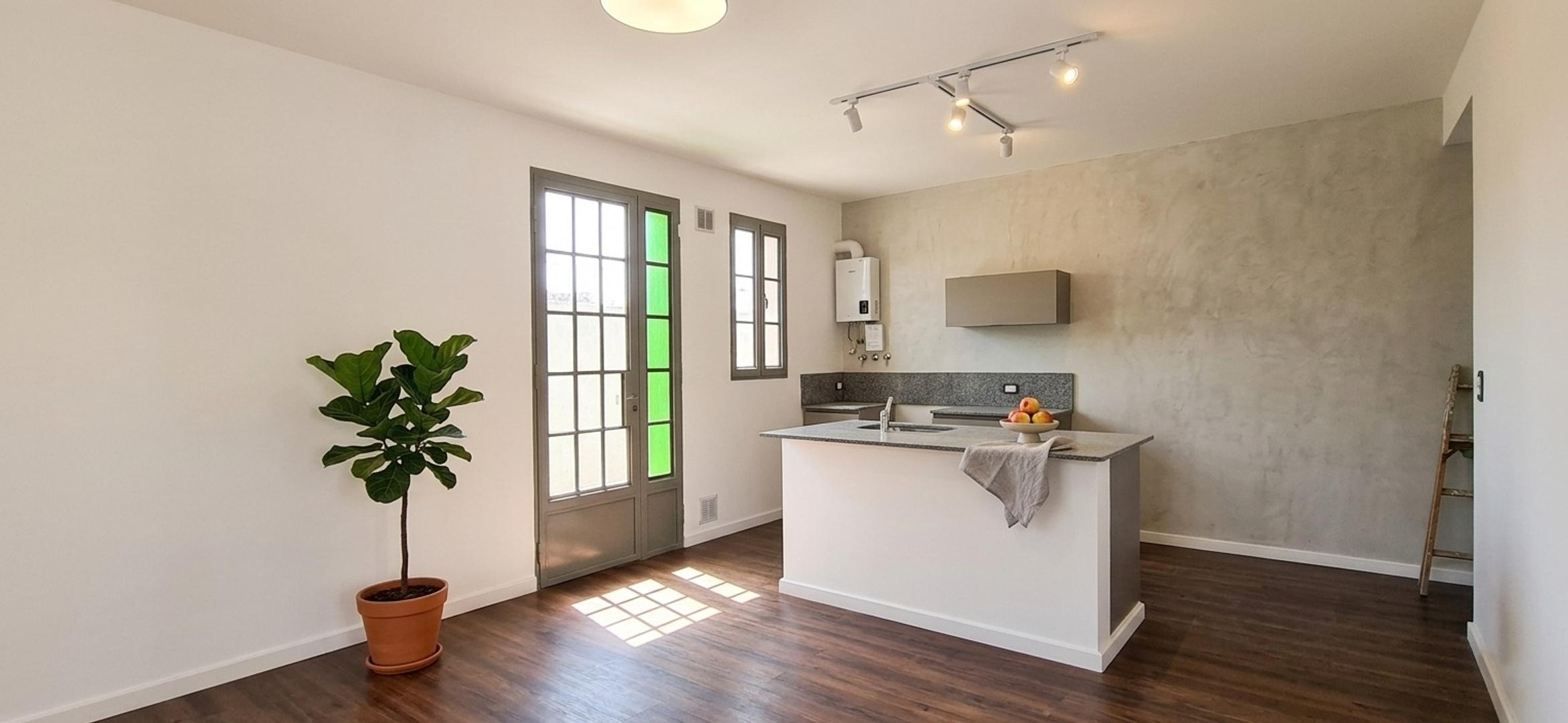 Depto Tipo Casa en Venta de 1 dormitorio