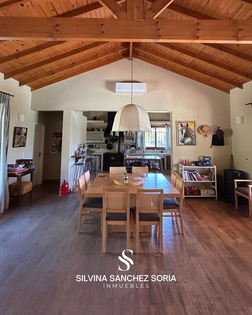 CHACRA 7 AMBIENTES EN VENTA HARAS EL MALACATE, EXALTACIÓN  DE LA CRUZ