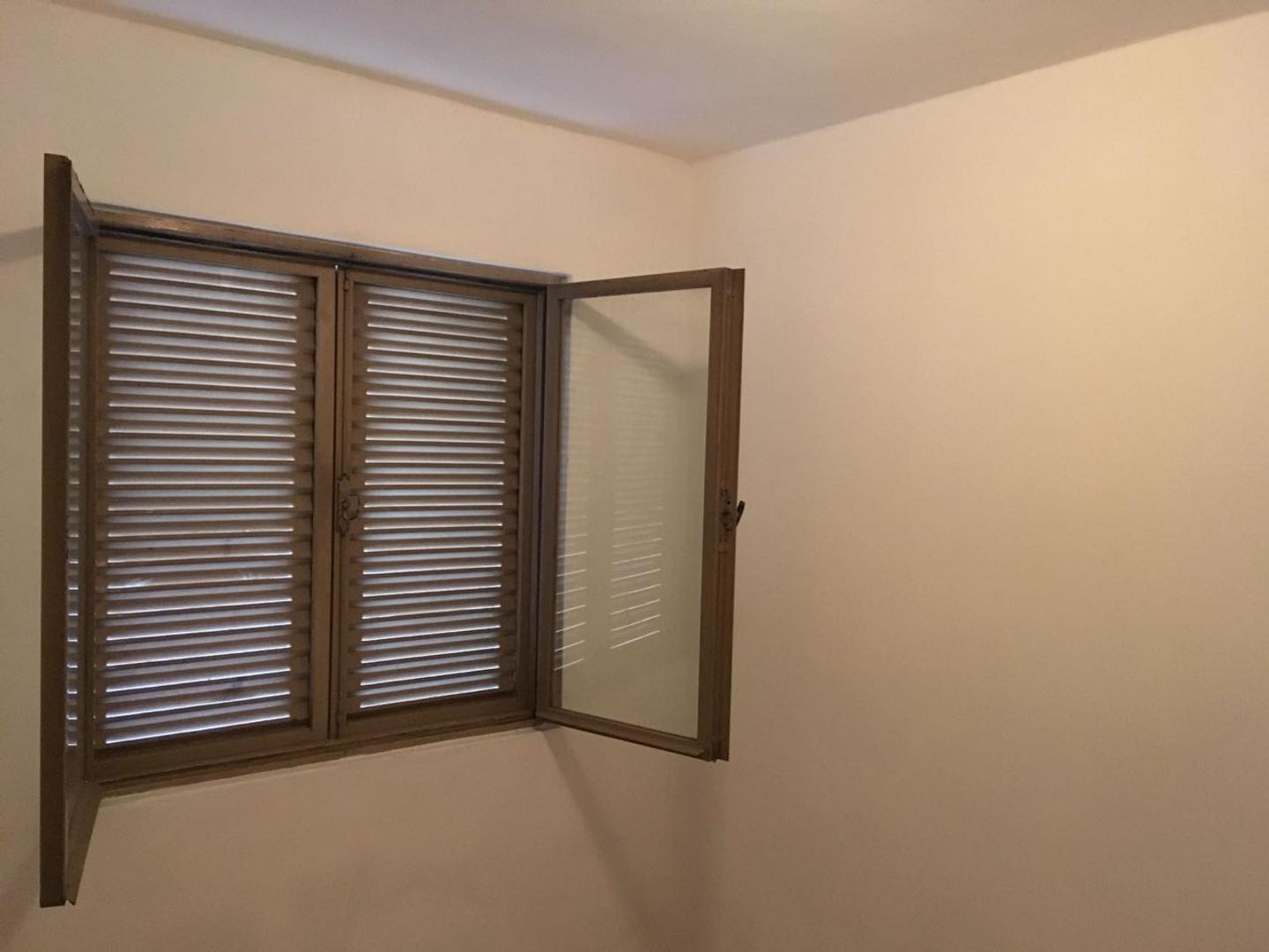 Casa en Venta en Alto Alberdi, USD 82.000