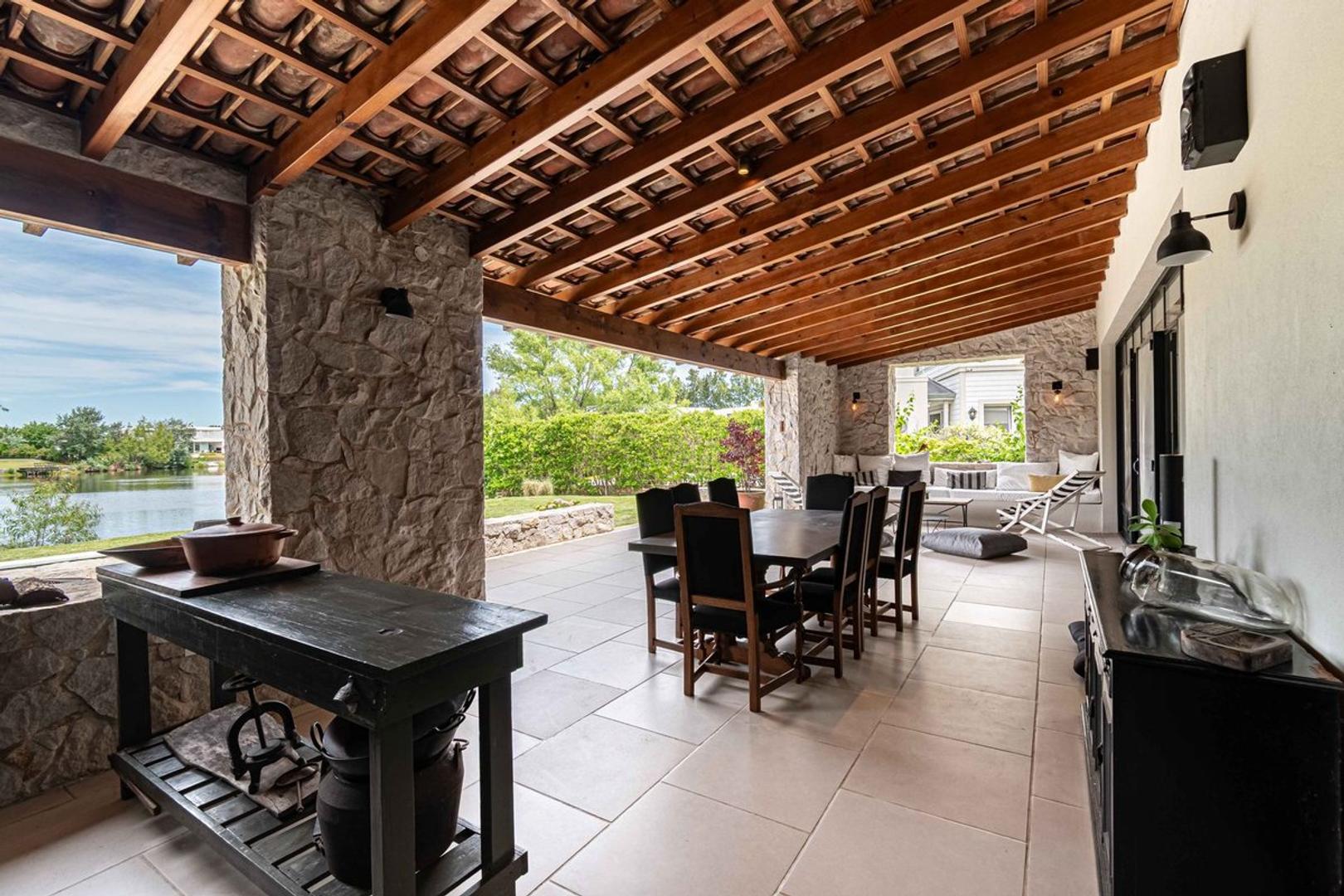 Casa en Venta de 4 dormitorios