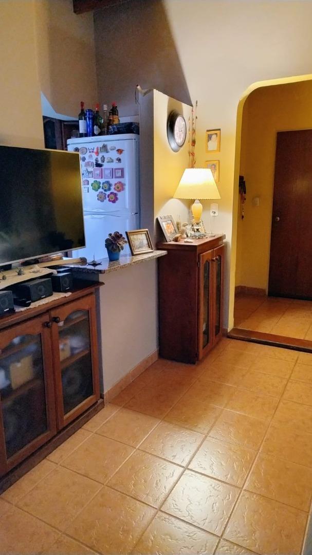 Departamento en Caseros 3 dormitorios y patio