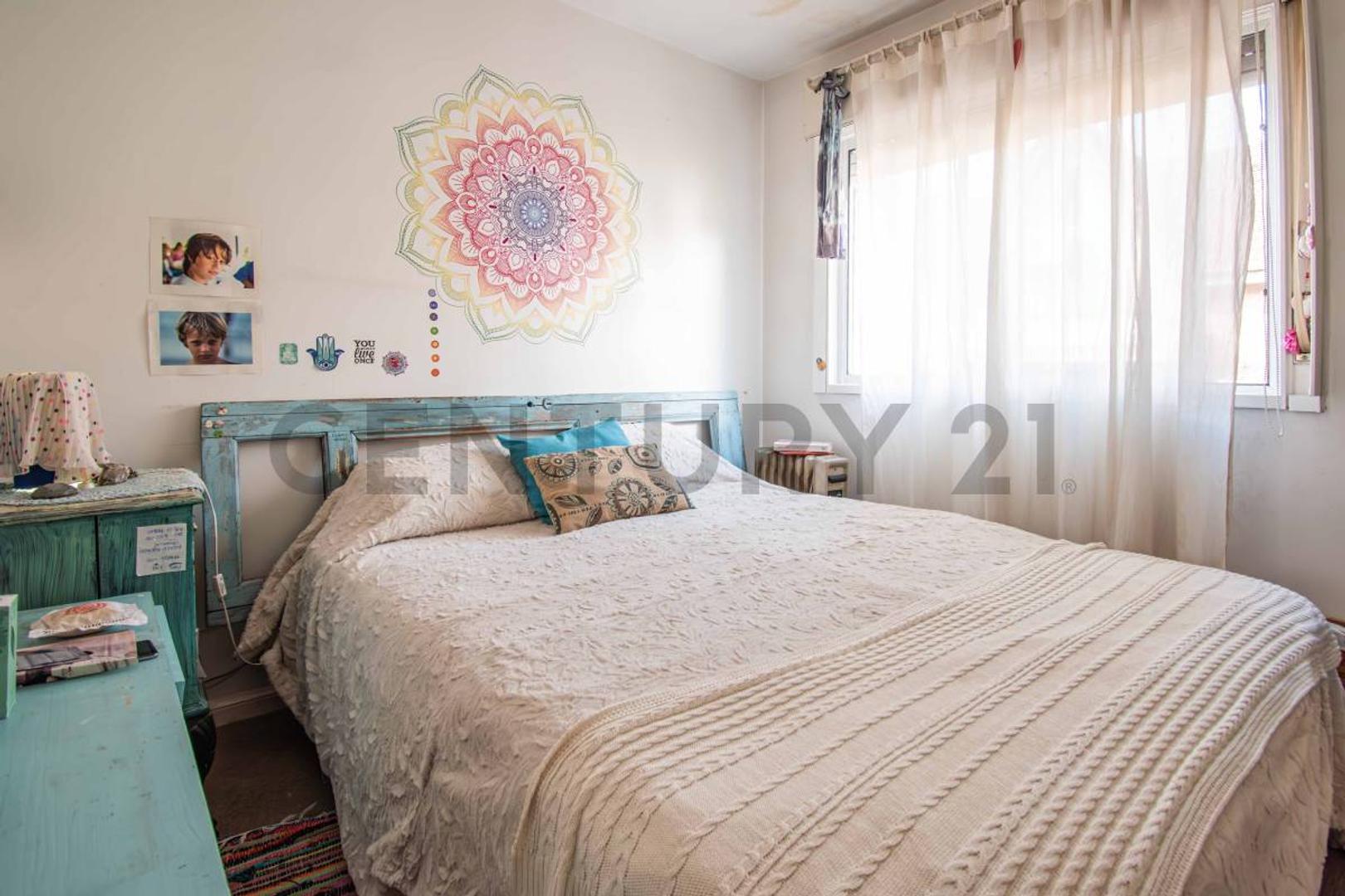 Venta  triplex en Barrio Pinar de Tigre