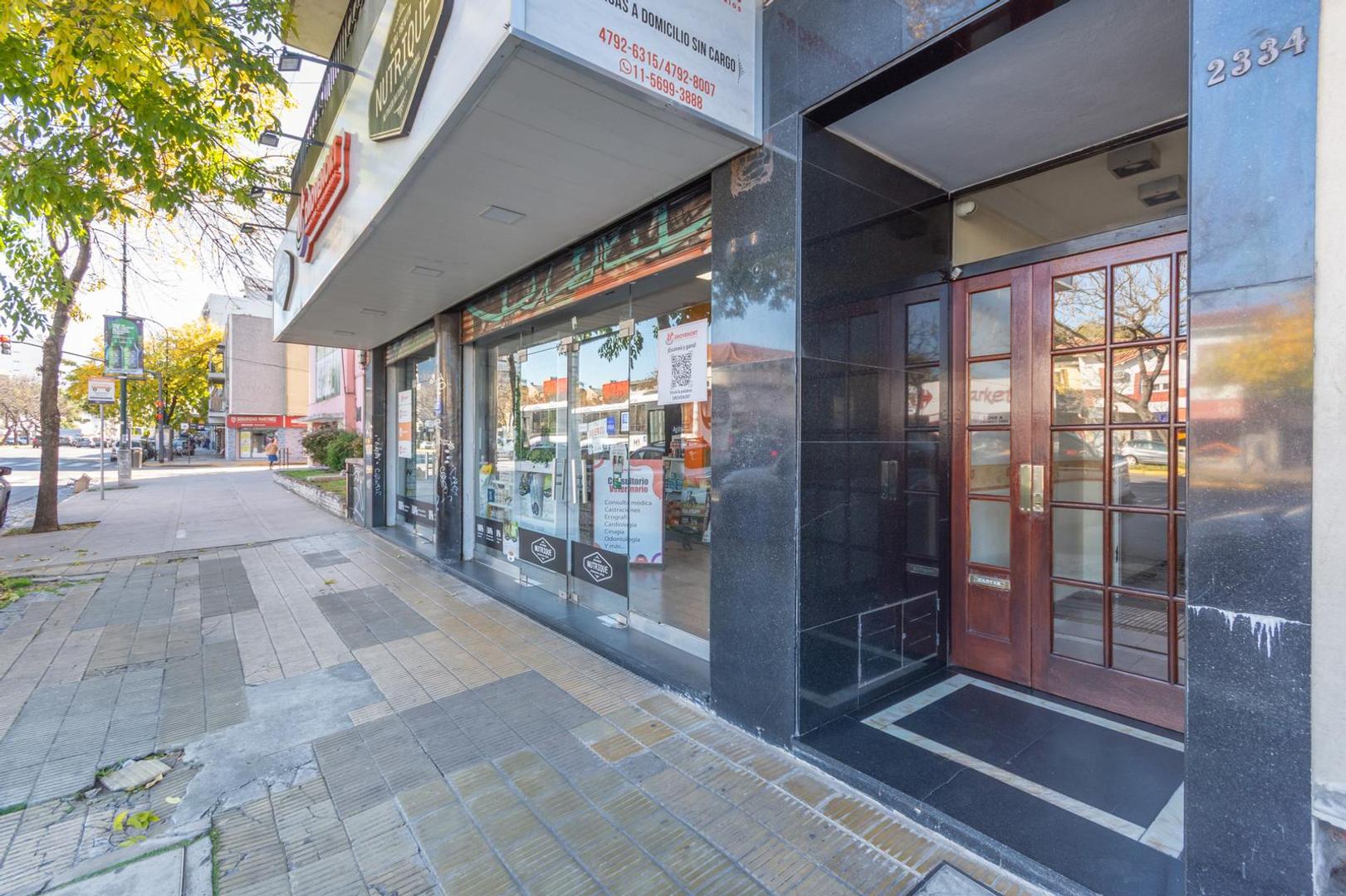 Av. Santa Fe  al 2300