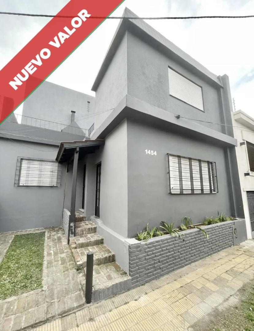 PH 3 ambientes al frente en muy buena ubicación.