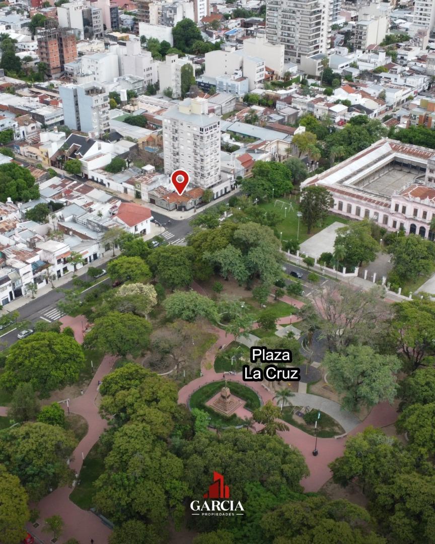 VENDE CASA 2 DORMITORIOS EN BARRIO LA CRUZ