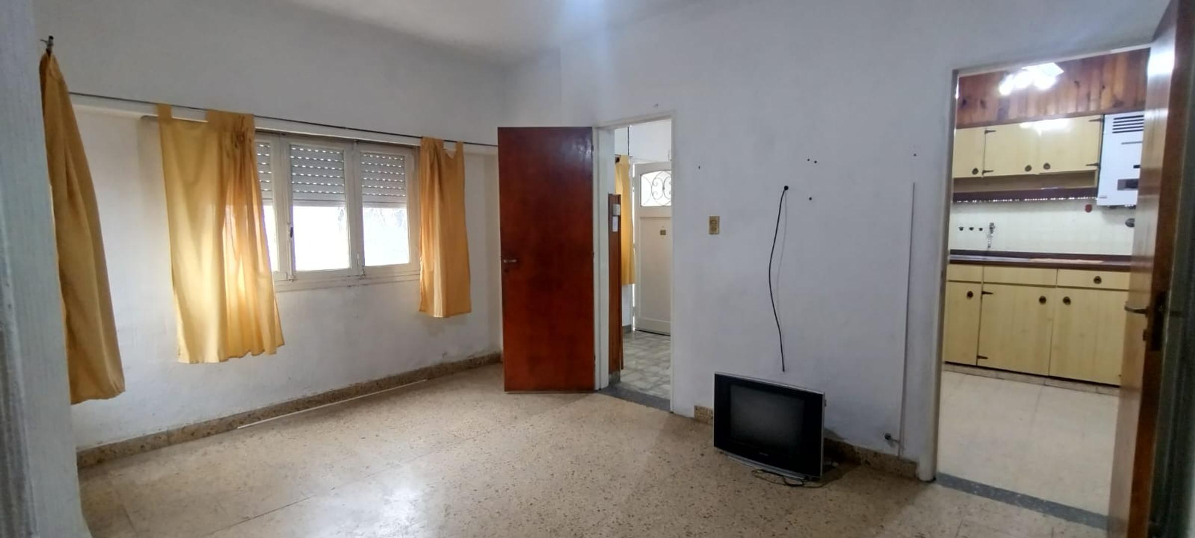 VENTA - PH primer piso 3 amb con terraza - Villa Ballester