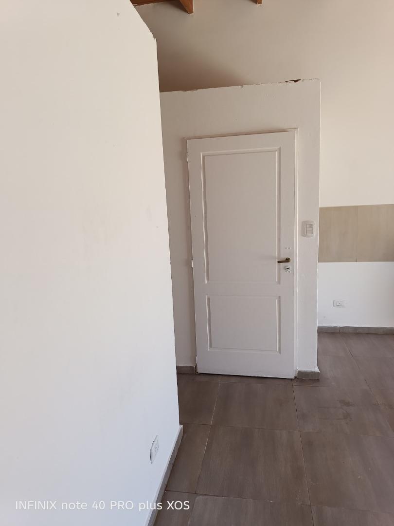 Departamento en Alquiler en San Andres, $ 700.000