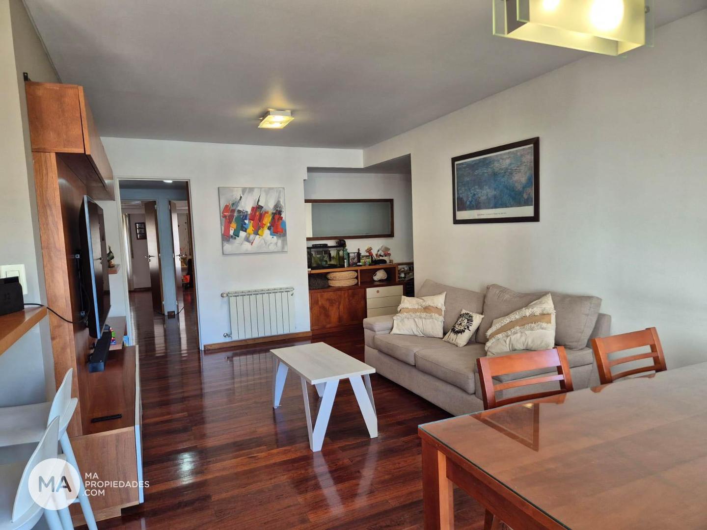 Departamento 3 ambientes con 2 baños
