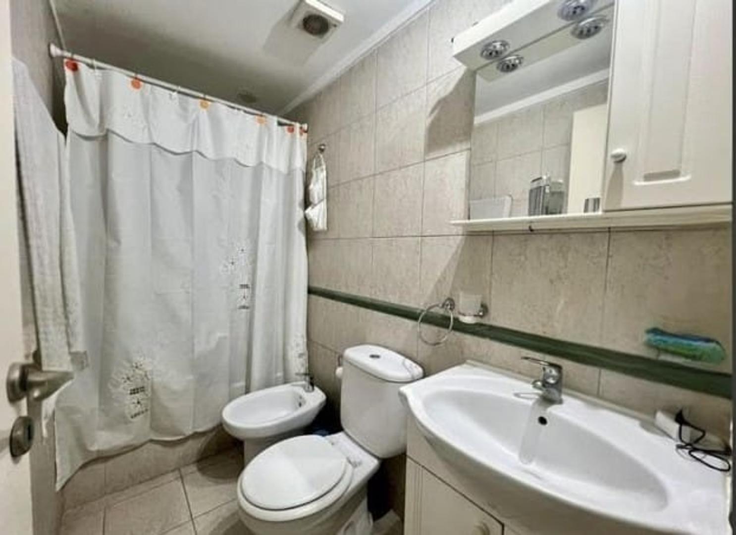 Departamento 3 ambientes con 2 baños