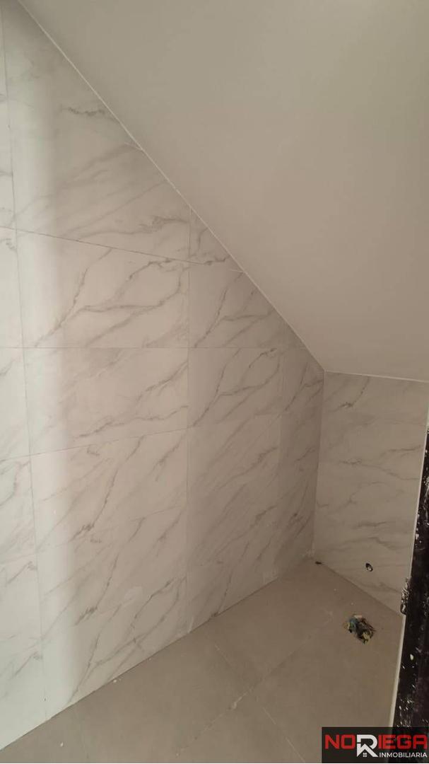 Dúplex en venta c/ cochera en San Miguel