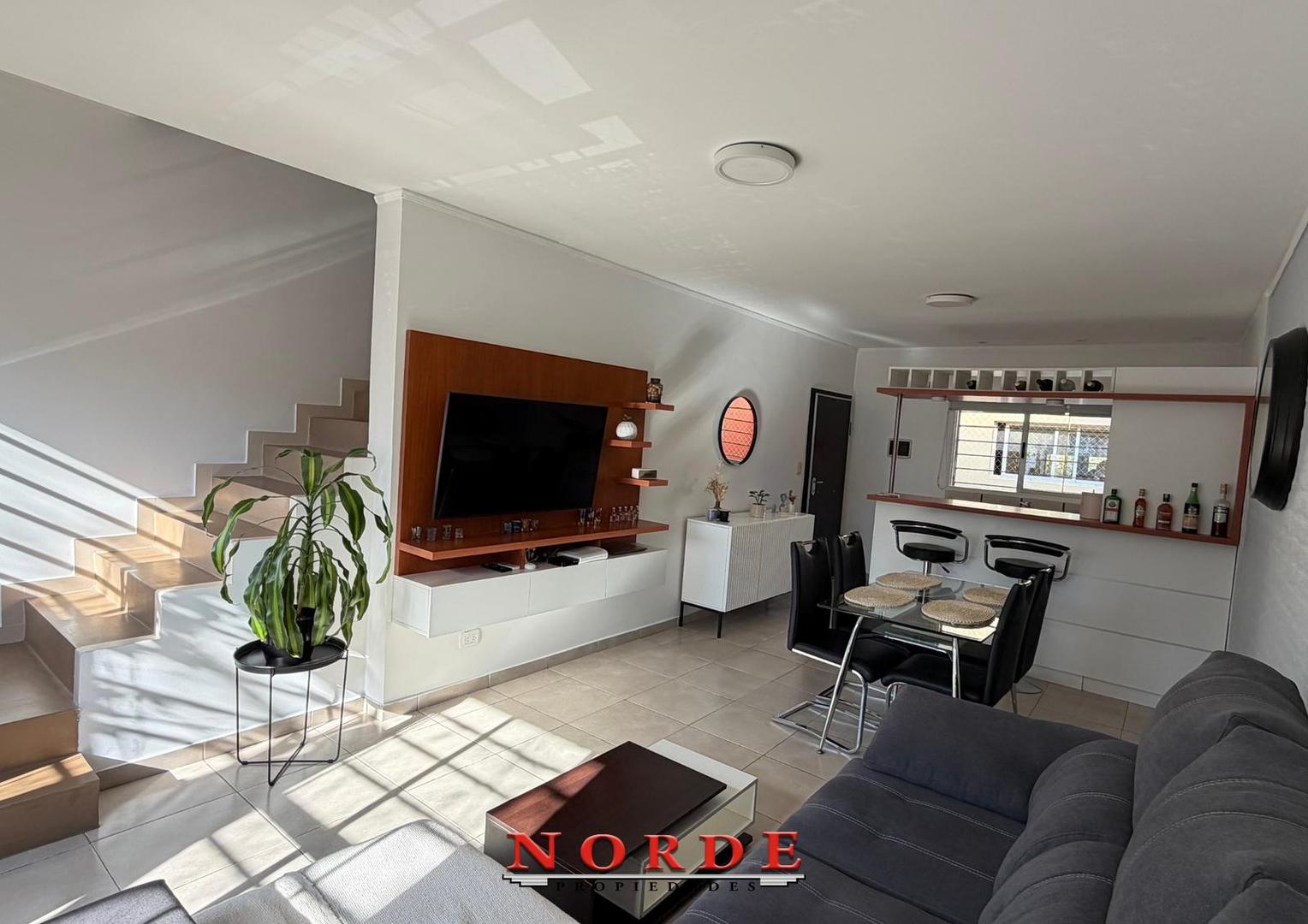 Depto Tipo Casa en Venta en Liniers, USD 128.000