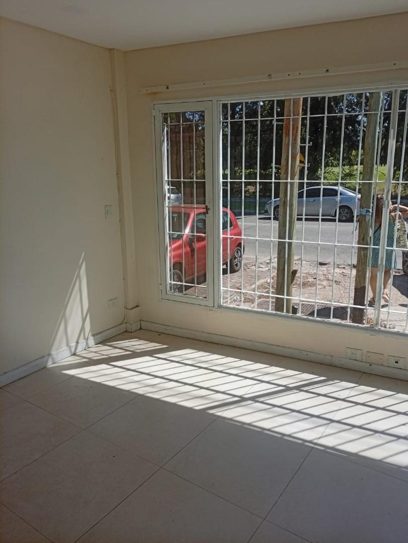 Oficina en Alquiler al Sureste