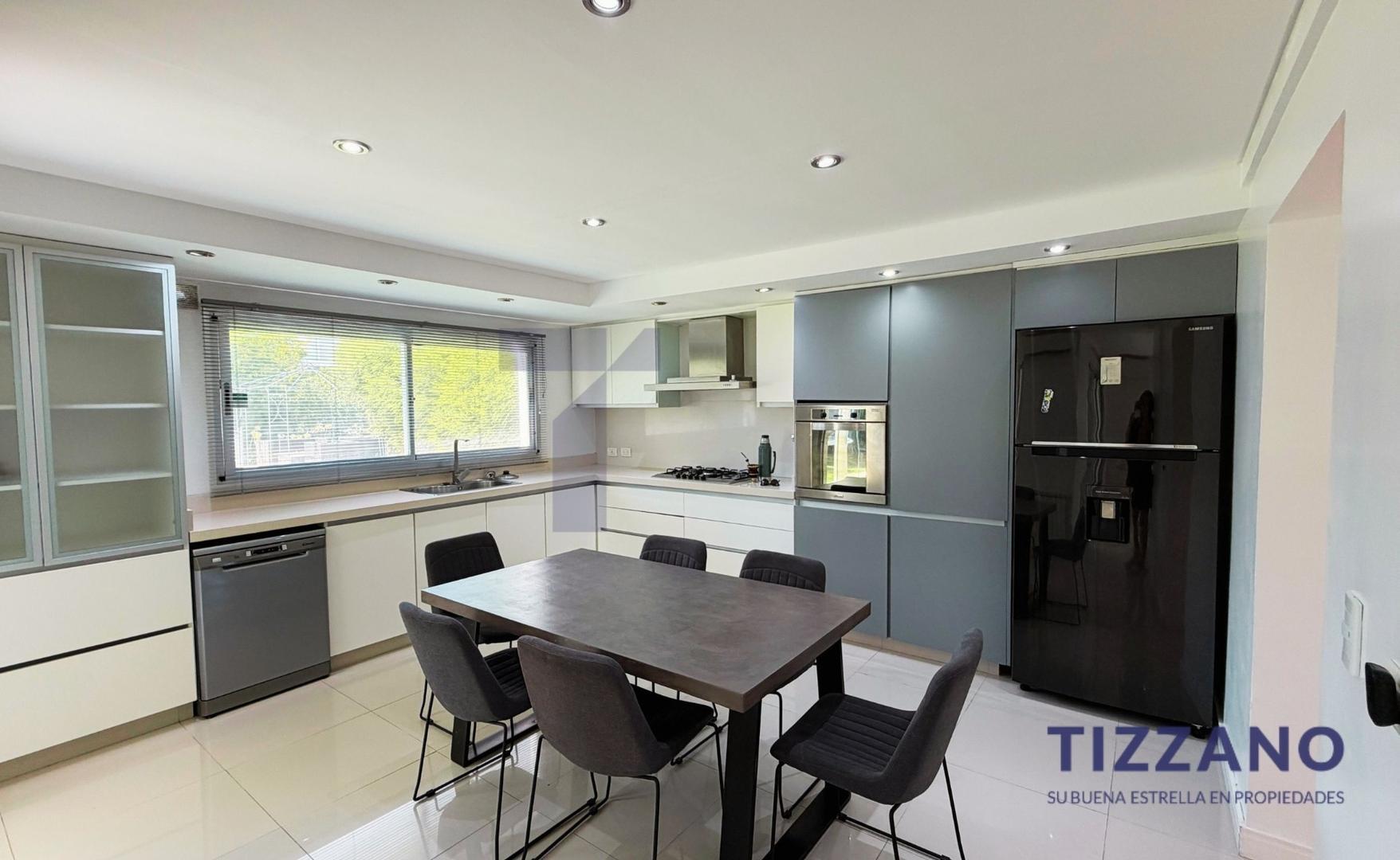 Casa en Alquiler al Este