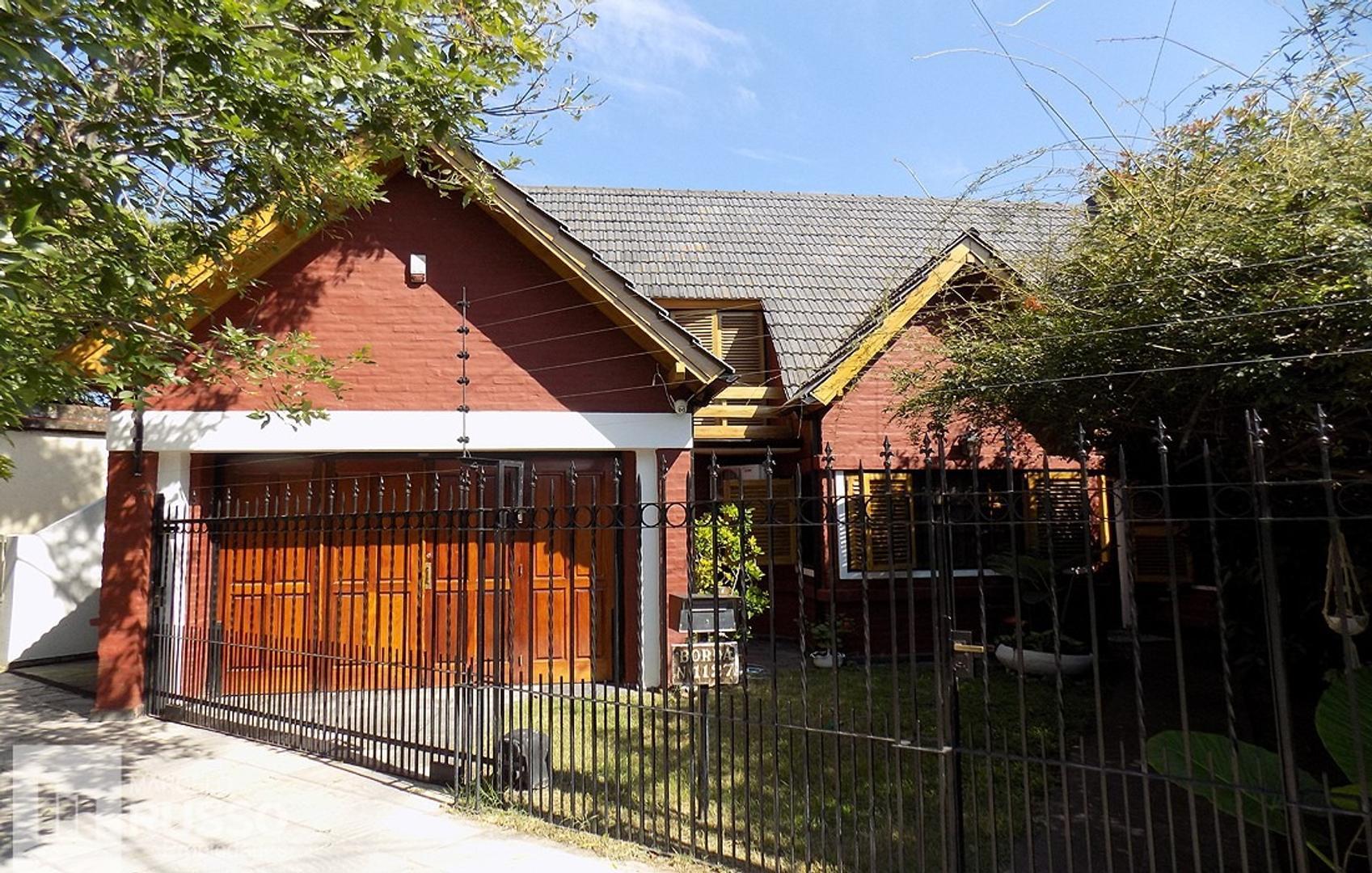 IMPECABLE CHALET 4 AMBIENTES