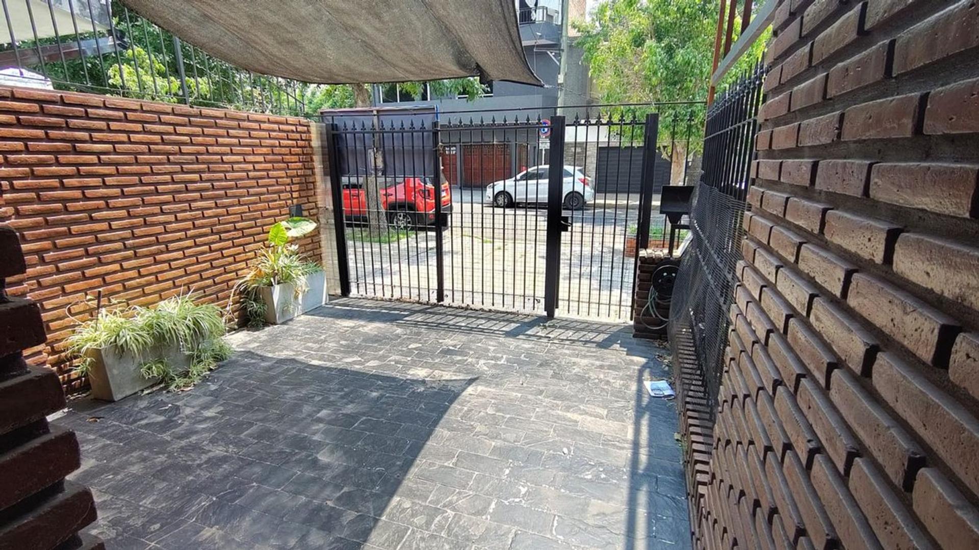 Vendo Dúplex 4 amb en Lugano con excelente Renta