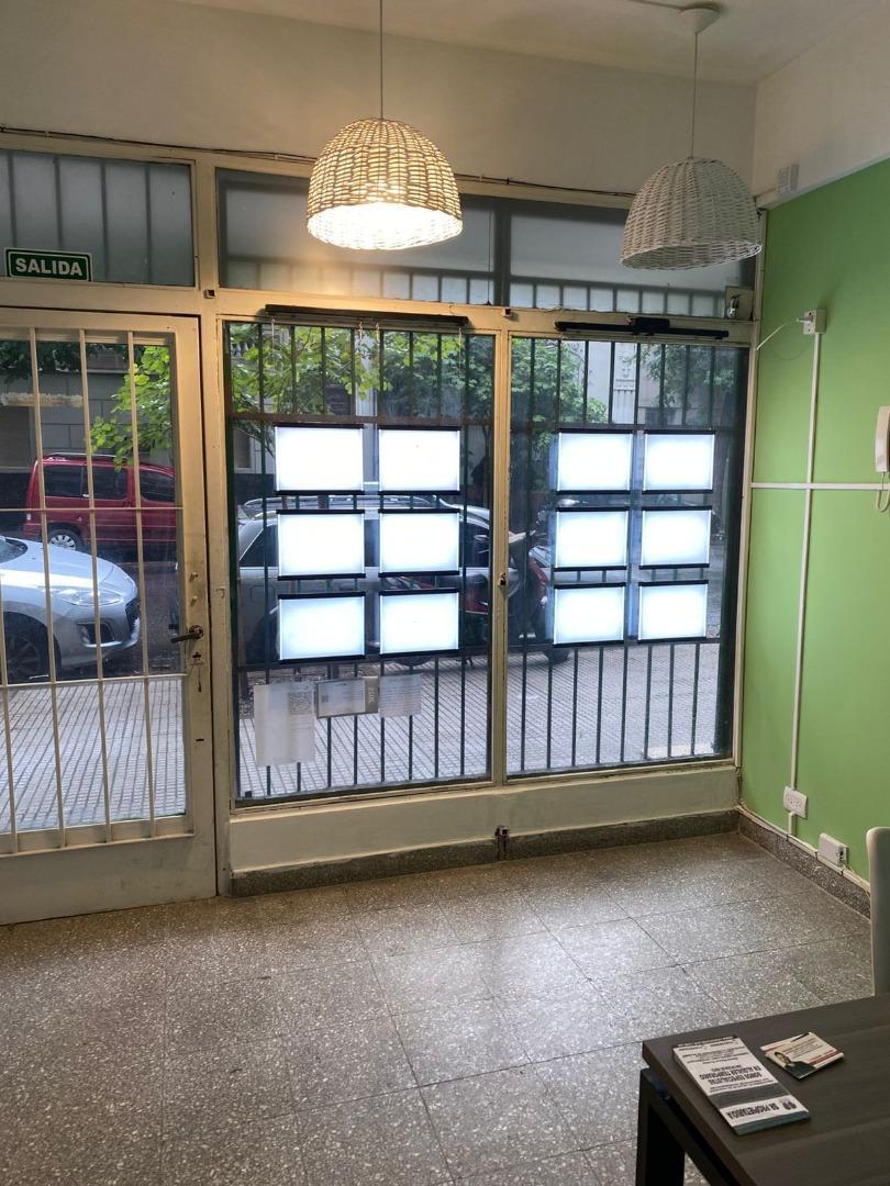 Local en Venta 50 años