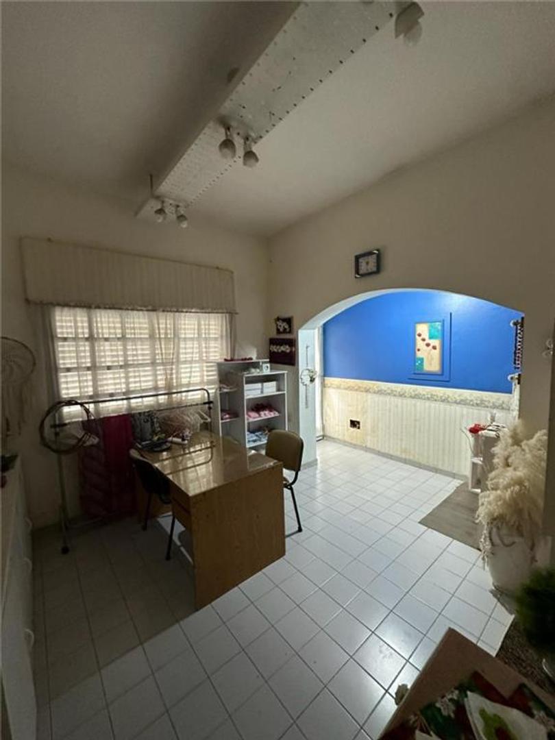 Depto Tipo Casa en Venta en Centro, USD 98.000