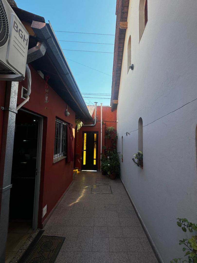 Depto Tipo Casa en Venta en El Palomar, USD 95.000