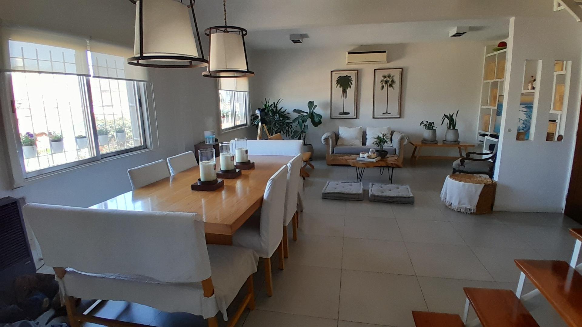 Lonardi 600 , Piso 1