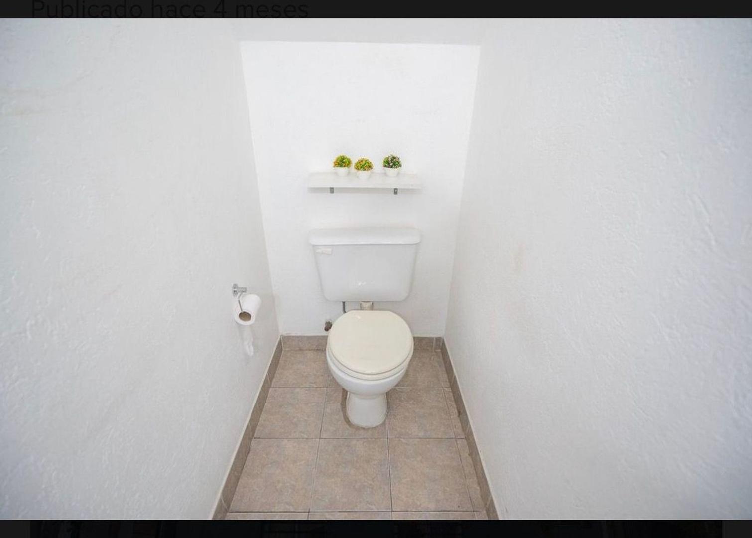 Casa/departamento esquina en el palomar