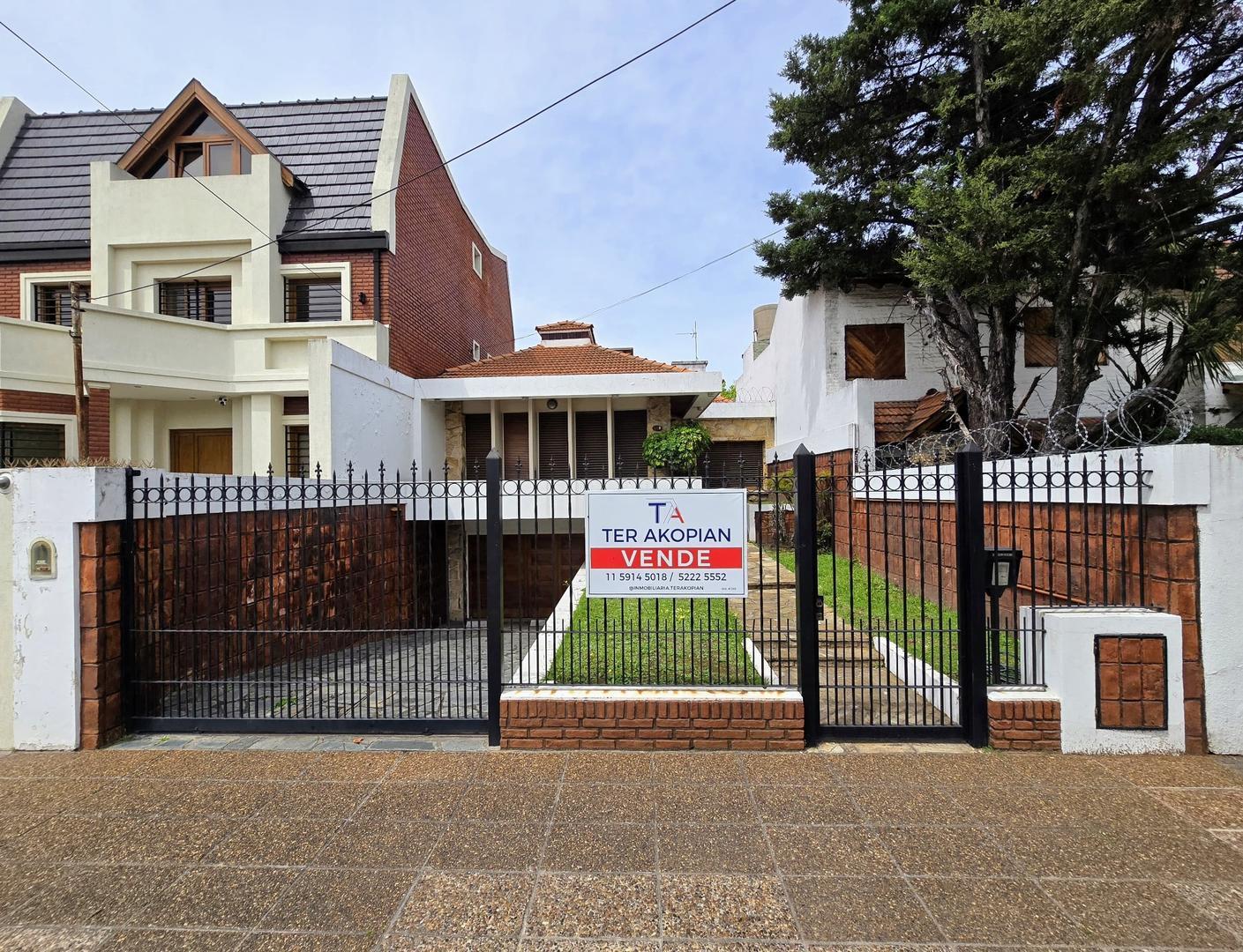 Chalet en Venta en Villa Sarmiento