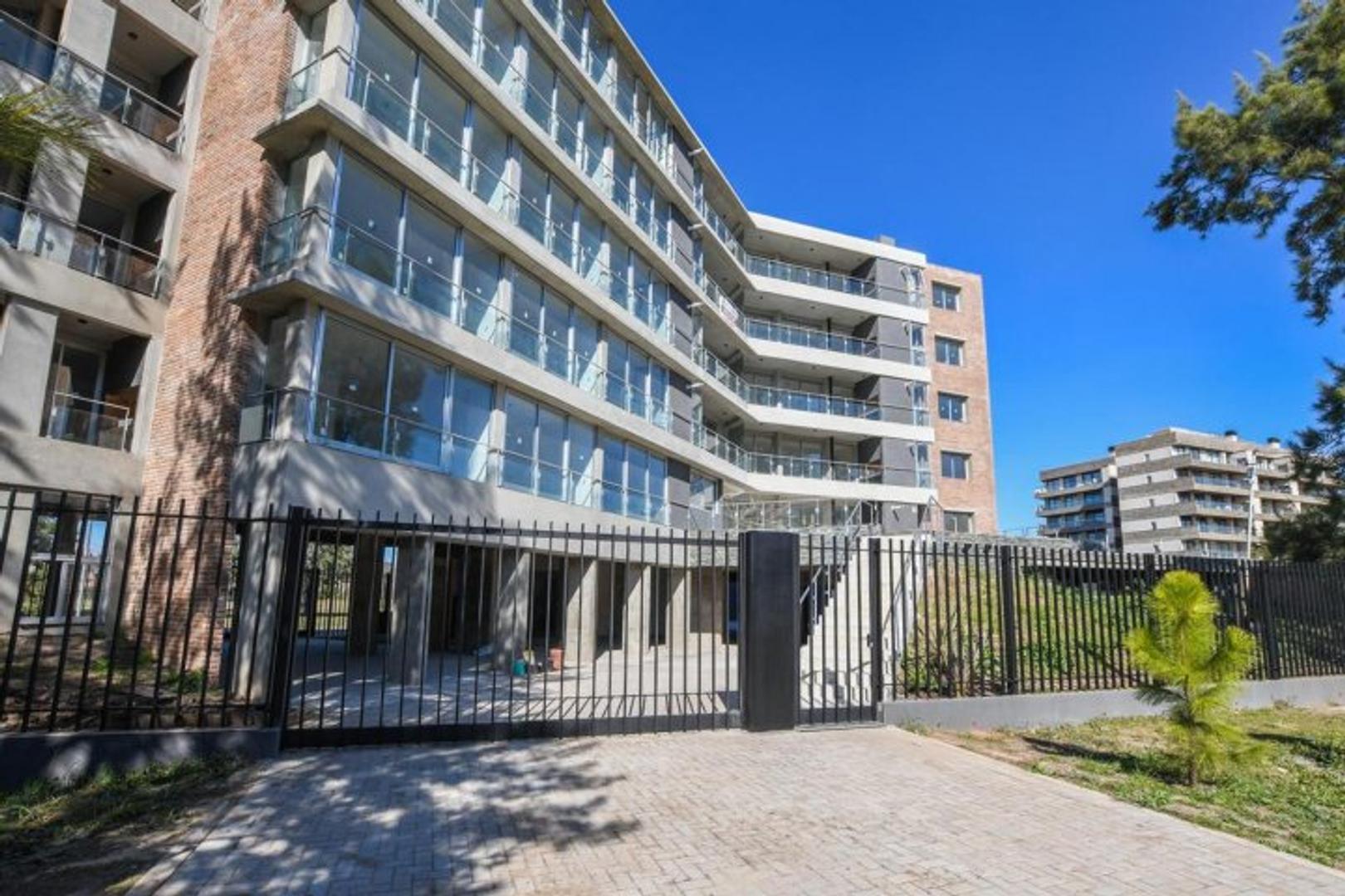 Schweitzer 8709 , Piso 4